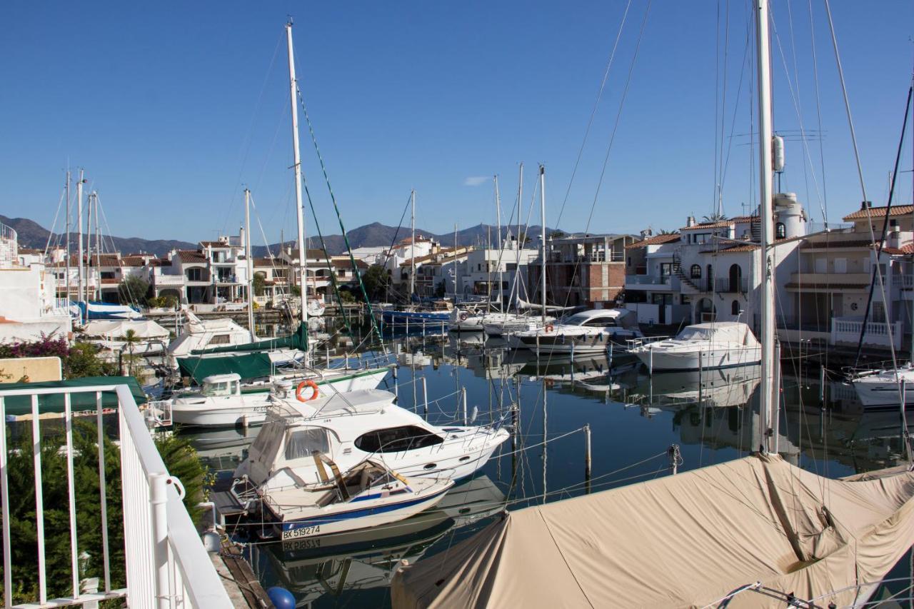 Port Argonautas 49 1º Apartment Empuriabrava Exterior photo